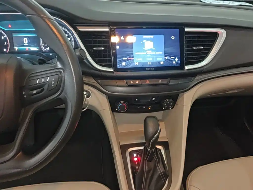 Buick Excelle 2016 — фото 13