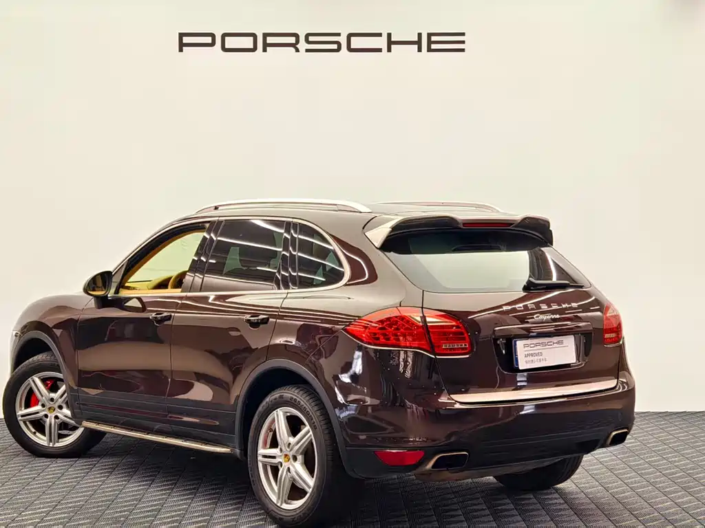 Porsche Cayenne 2014 — фото 4