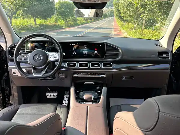 Mercedes-Benz GLS 2022