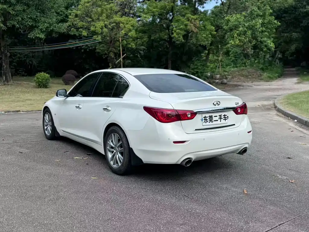 Infiniti Q50 2016 — фото 13