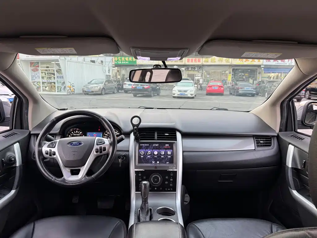 Ford Edge 2013 — фото 12