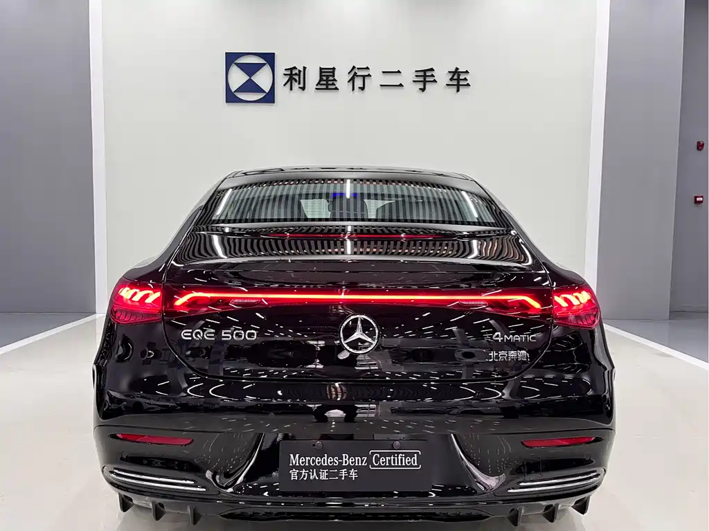 Mercedes-Benz EQE 2025