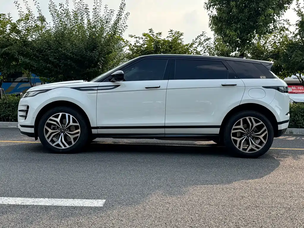 Land Rover Range Rover Evoque New Energy 2021 — фото 5