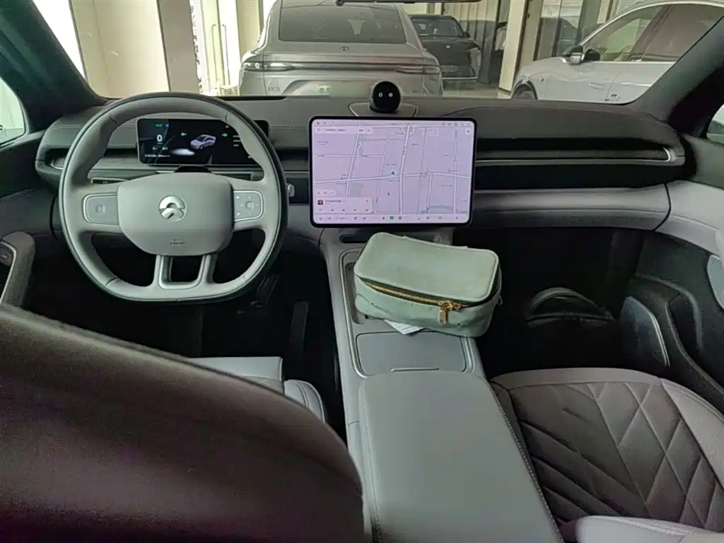 NIO EC6 2025 — фото 10