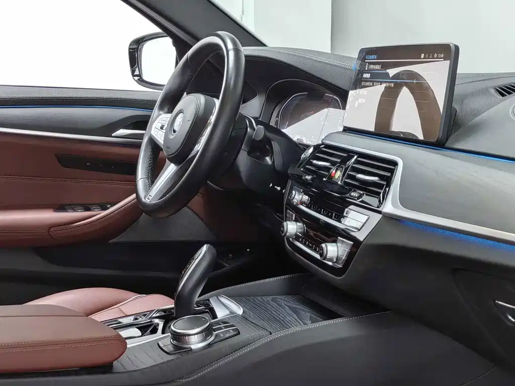 BMW 5 Series New Energy 2023 — фото 8