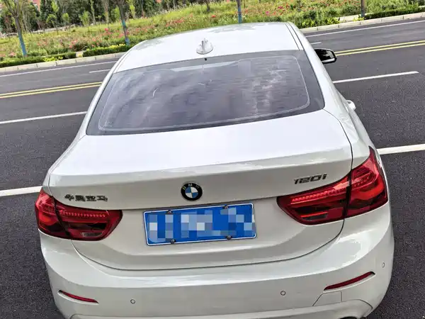 BMW 1 Series 2020