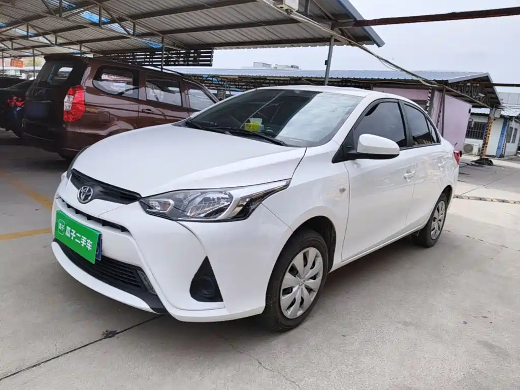 Toyota Yaris L 2020 — фото 2