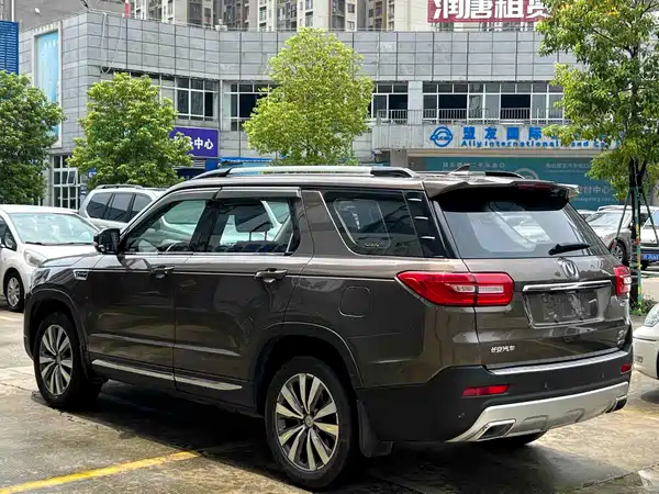 Changan CS95 2018