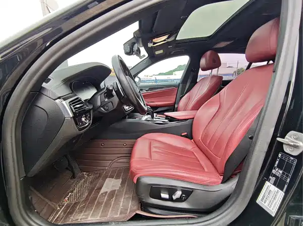 BMW 5 Series 2020