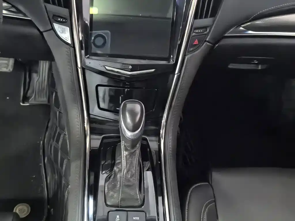 Cadillac ATS-L 2015 — фото 11