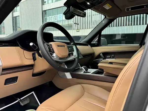 Land Rover Range Rover 2025