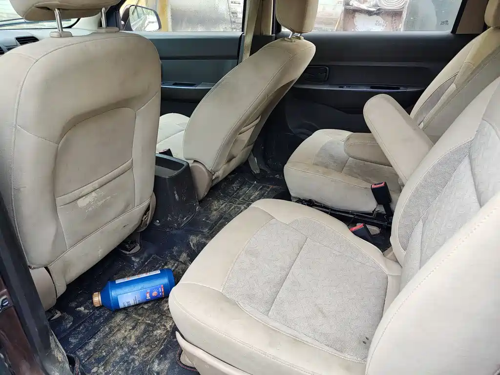 Wuling Hongguang 2017