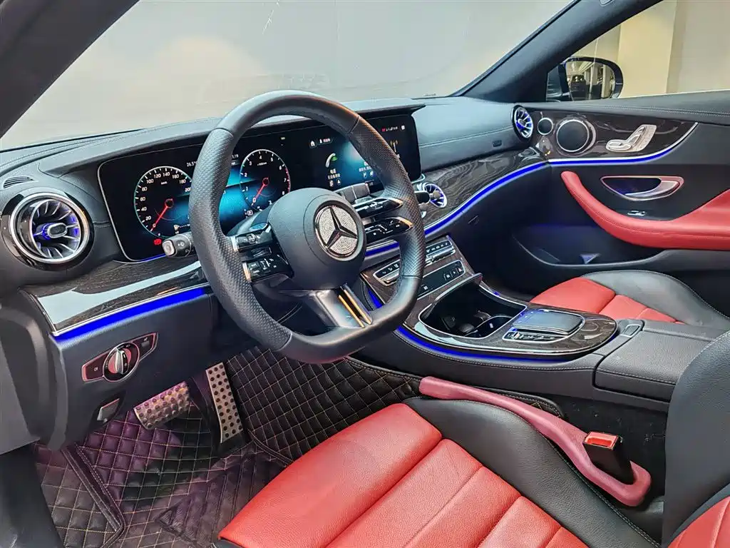 Mercedes-Benz E-Class 2023 — фото 8