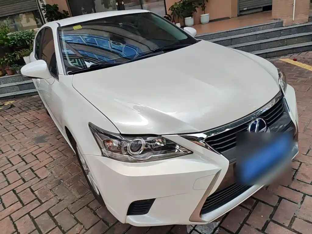 Lexus CT 2015