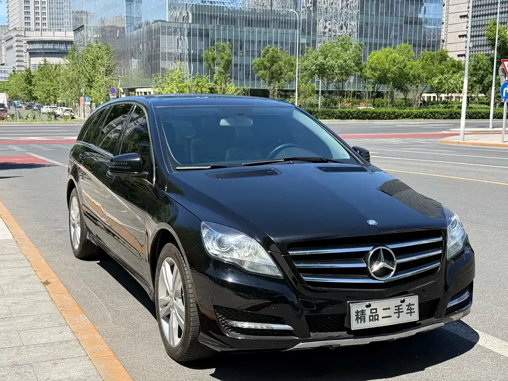 Mercedes-Benz R-Class 2017 — фото 3