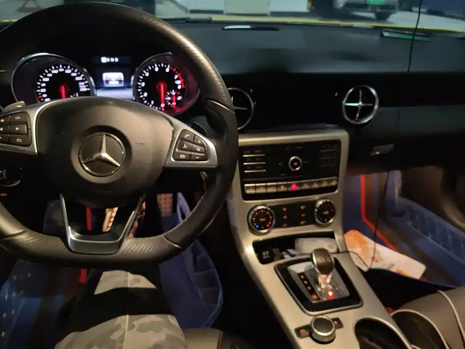 Mercedes-Benz SLC 2019 — фото 12