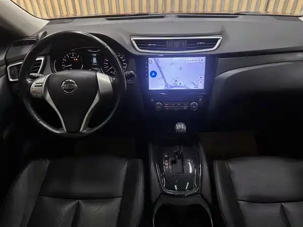 Nissan X-Trail 2015