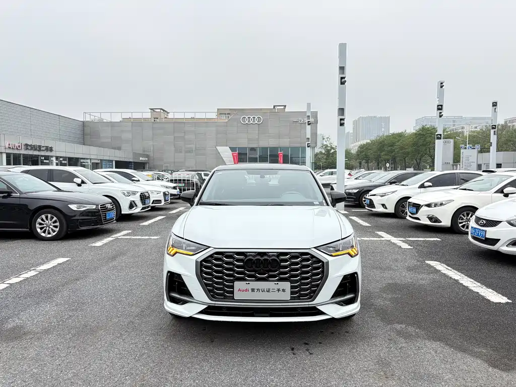 Audi Q3 Sportback 2026 — фото 2