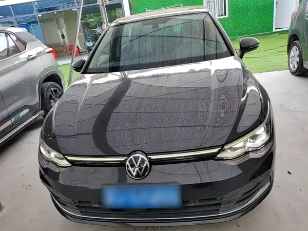 Volkswagen Golf 2021