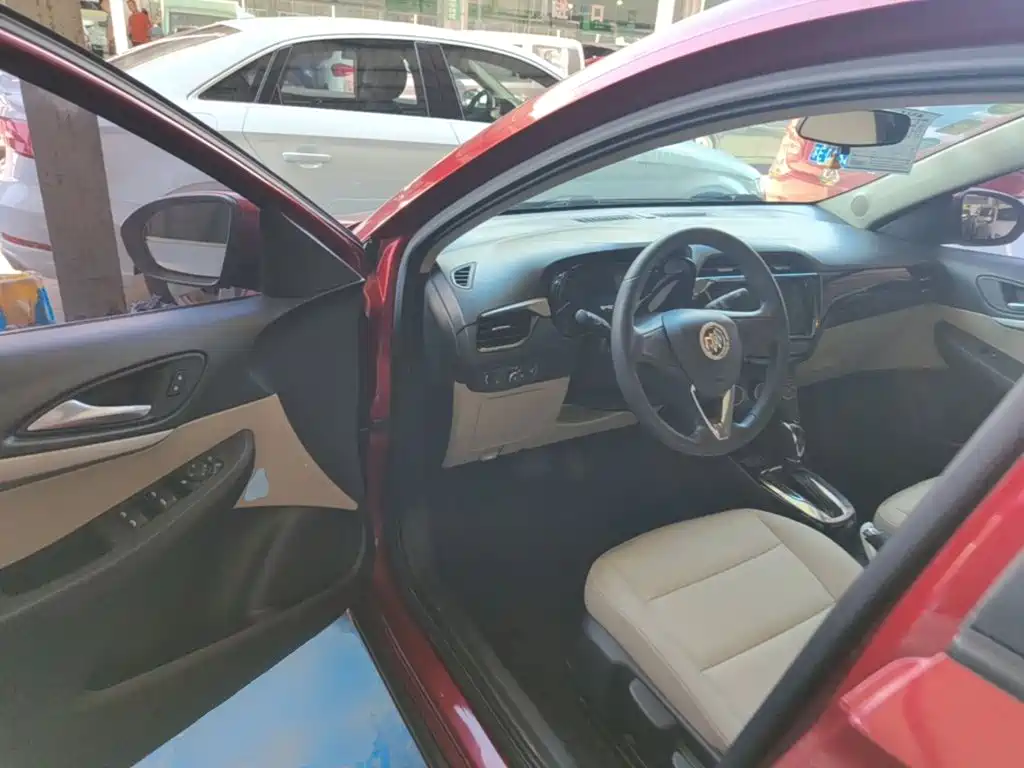 Buick Excelle 2019 — фото 16