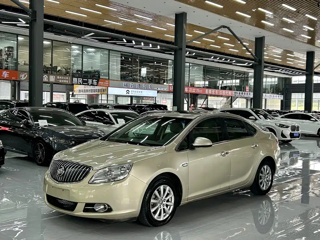 Buick Excelle 2013