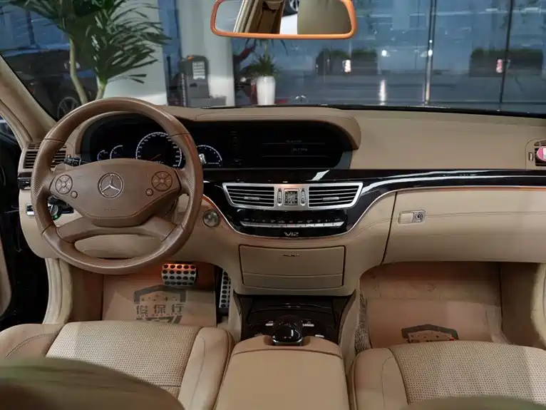 Mercedes-Benz S-Class AMG 2012 — фото 12