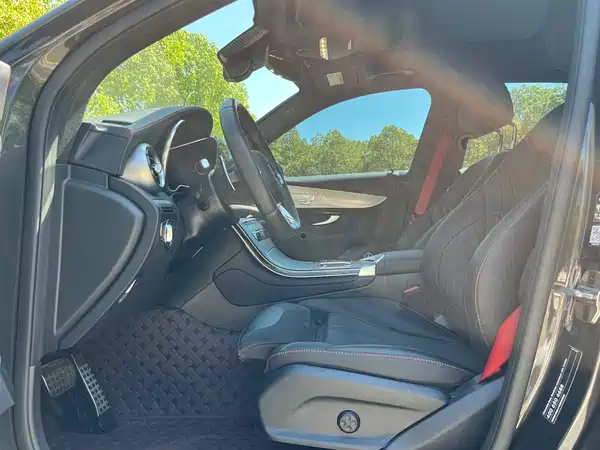Mercedes-Benz GLC AMG 2023