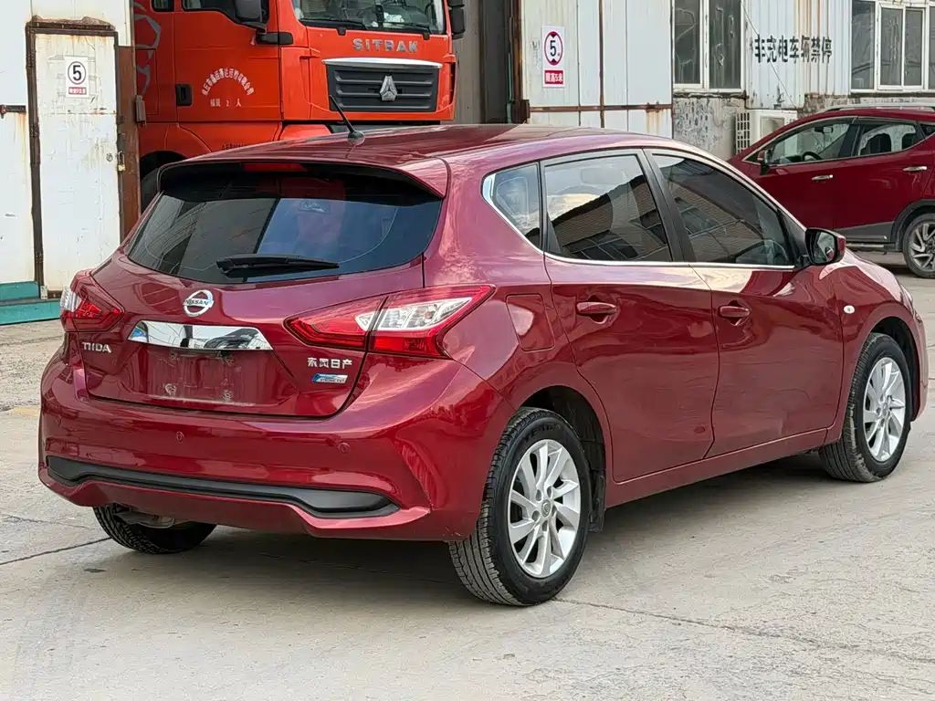 Nissan Tiida 2018