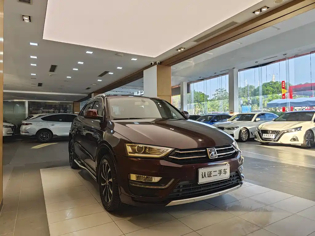 Zotye SR7 2016 — фото 4