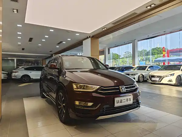 Zotye SR7 2016