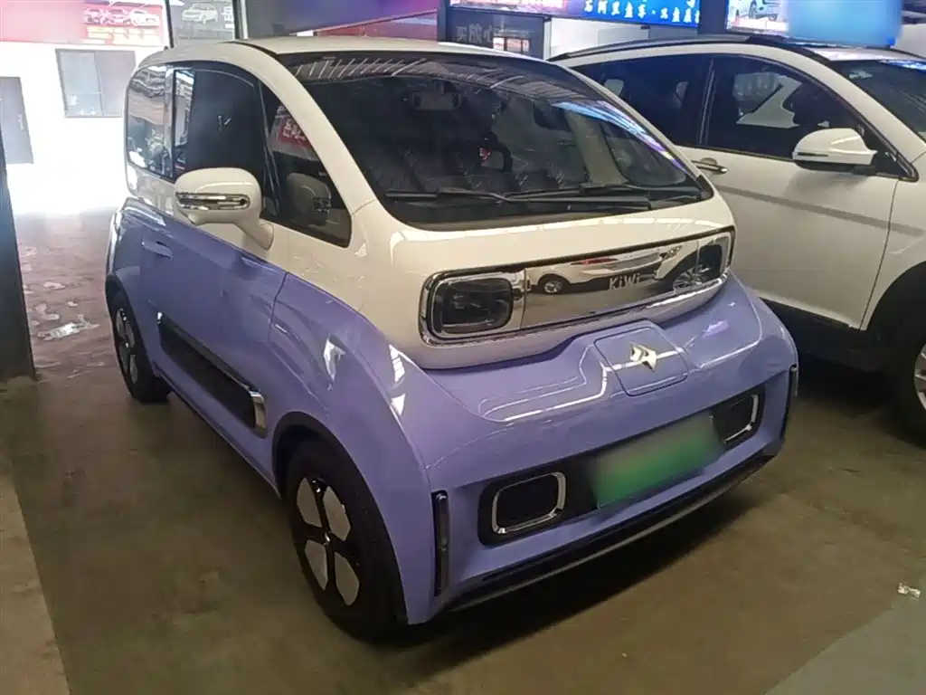 Baojun KiWi EV 2024 — фото 4