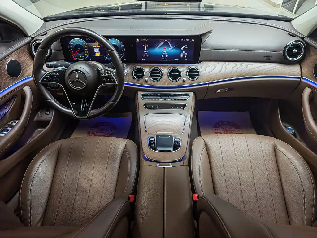 Mercedes-Benz E-Class 2023 — фото 21