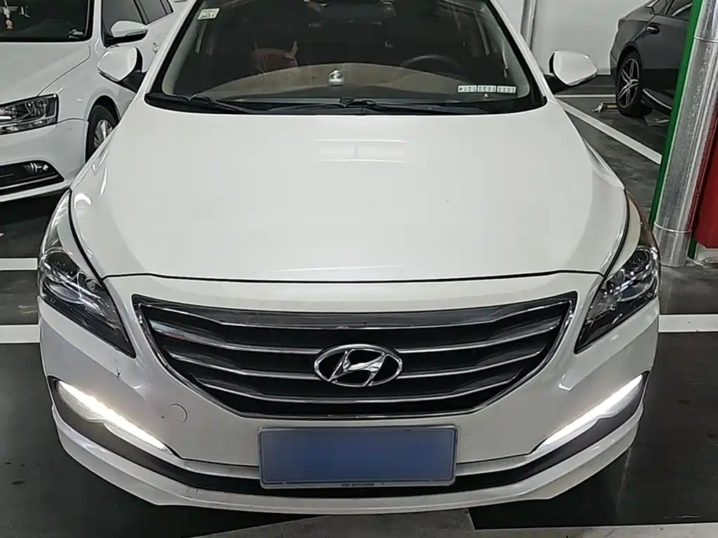 Hyundai Mistra 2015 — фото 25