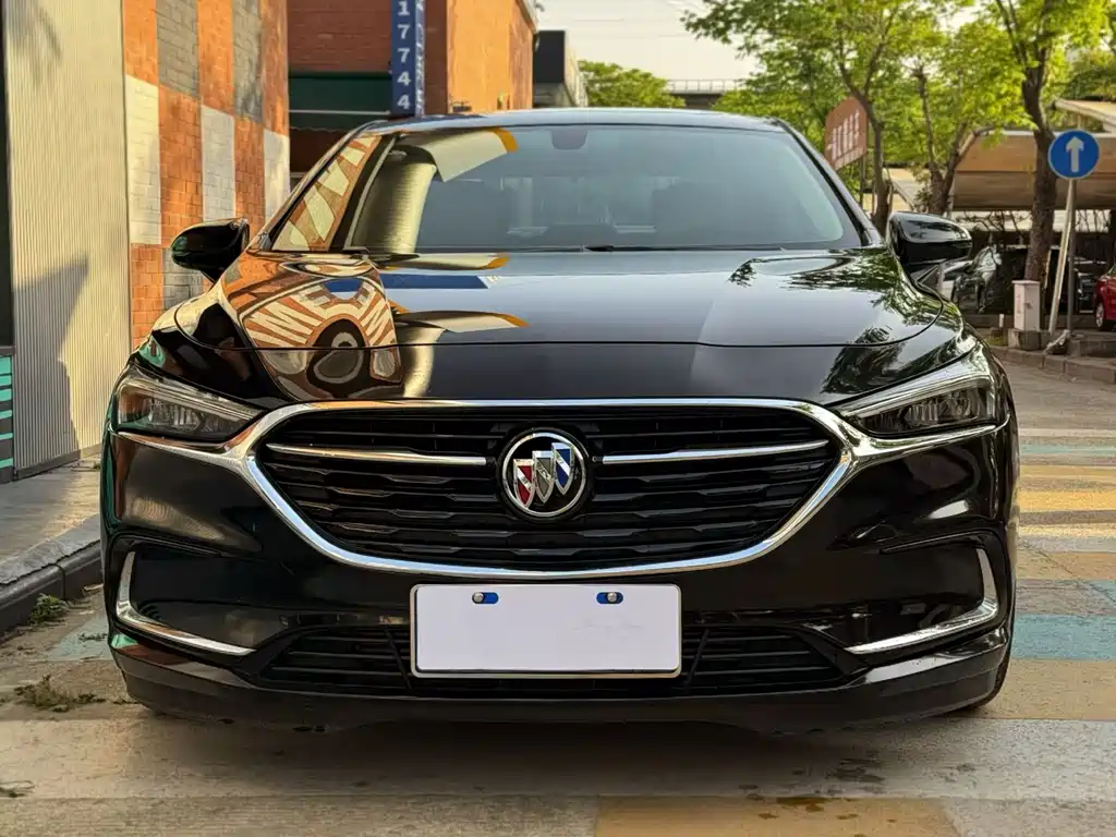 Buick LaCrosse 2020 — фото 2