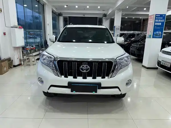 Toyota Prado 2016