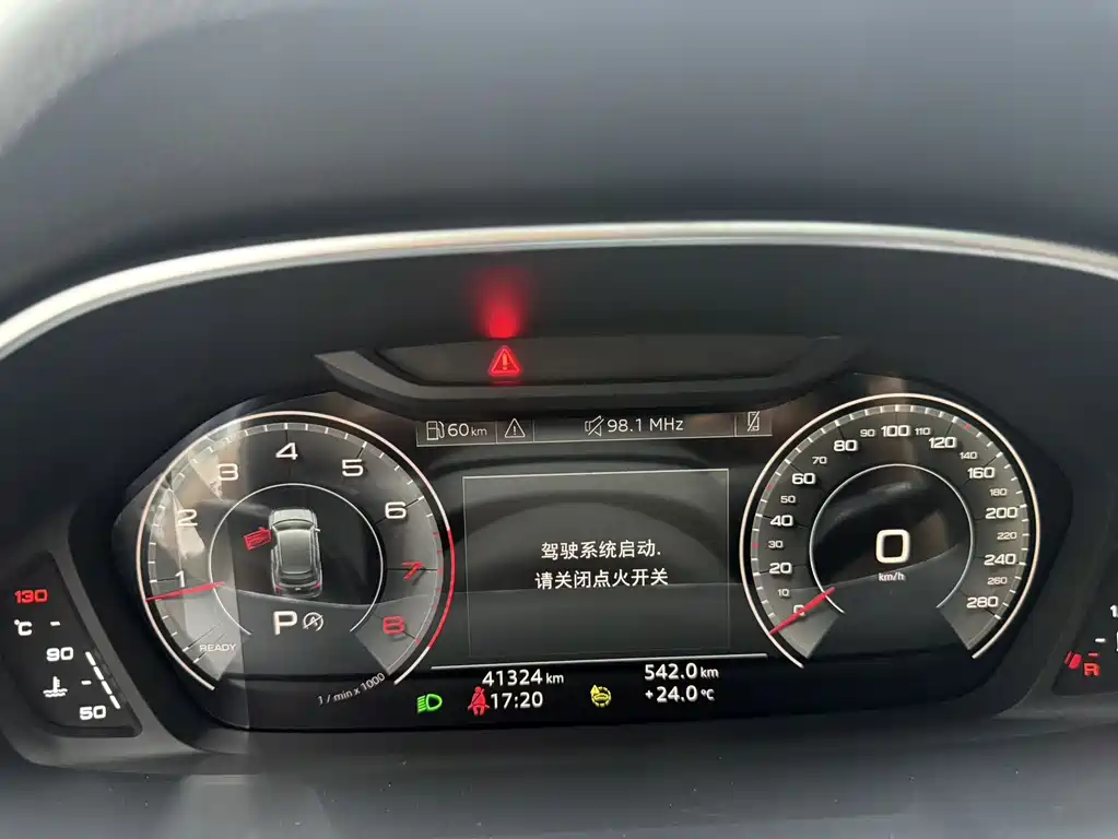 Audi Q3 2023 — фото 19