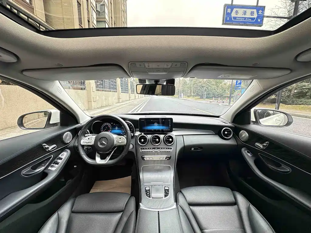 Mercedes-Benz C-Class 2021 — фото 16