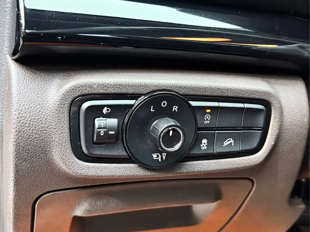 GAC Motor Trumpchi GS4 2016 — фото 12