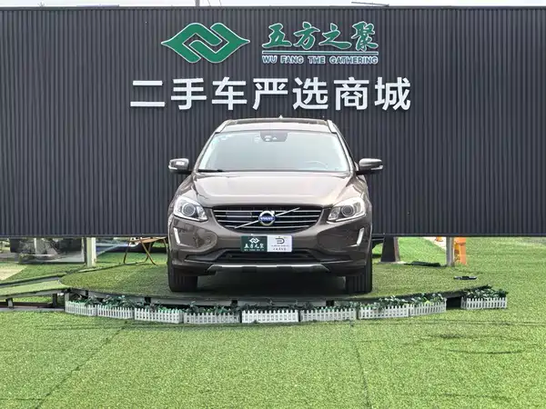 Volvo XC60 2015