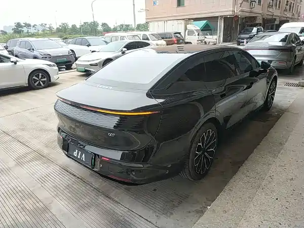 Zeekr 007 2024