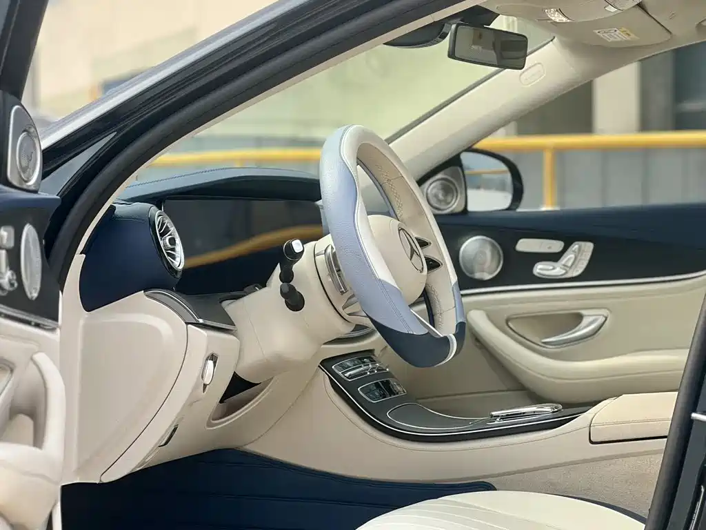 Mercedes-Benz E-Class 2021 — фото 4