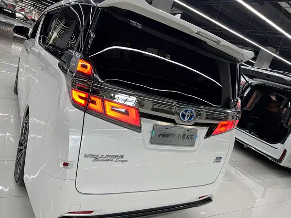 Toyota Vellfire 2021