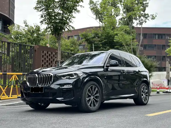 BMW X5 2021