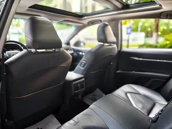 Toyota Camry 2019
