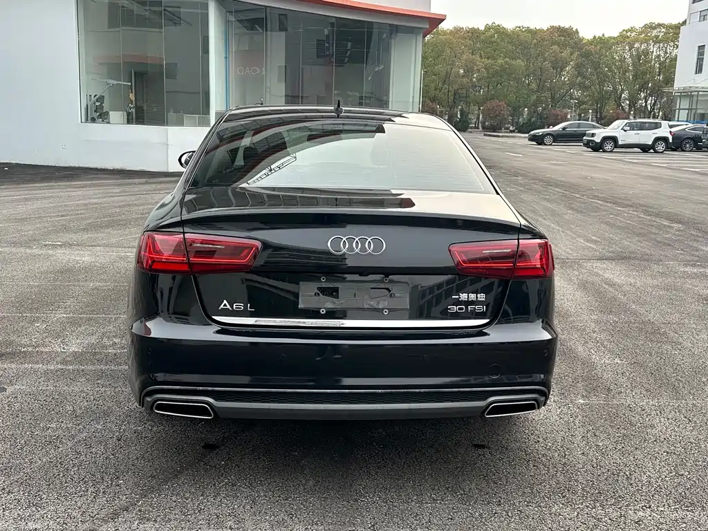 Audi A6L 2018 — фото 6