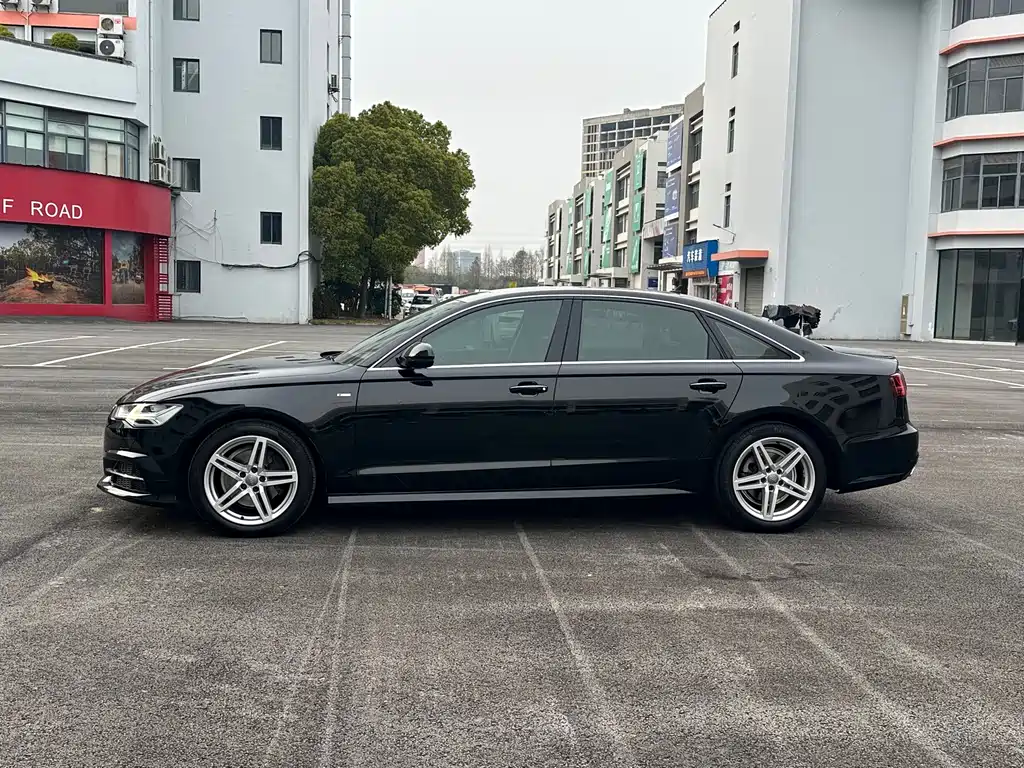 Audi A6L 2018 — фото 8