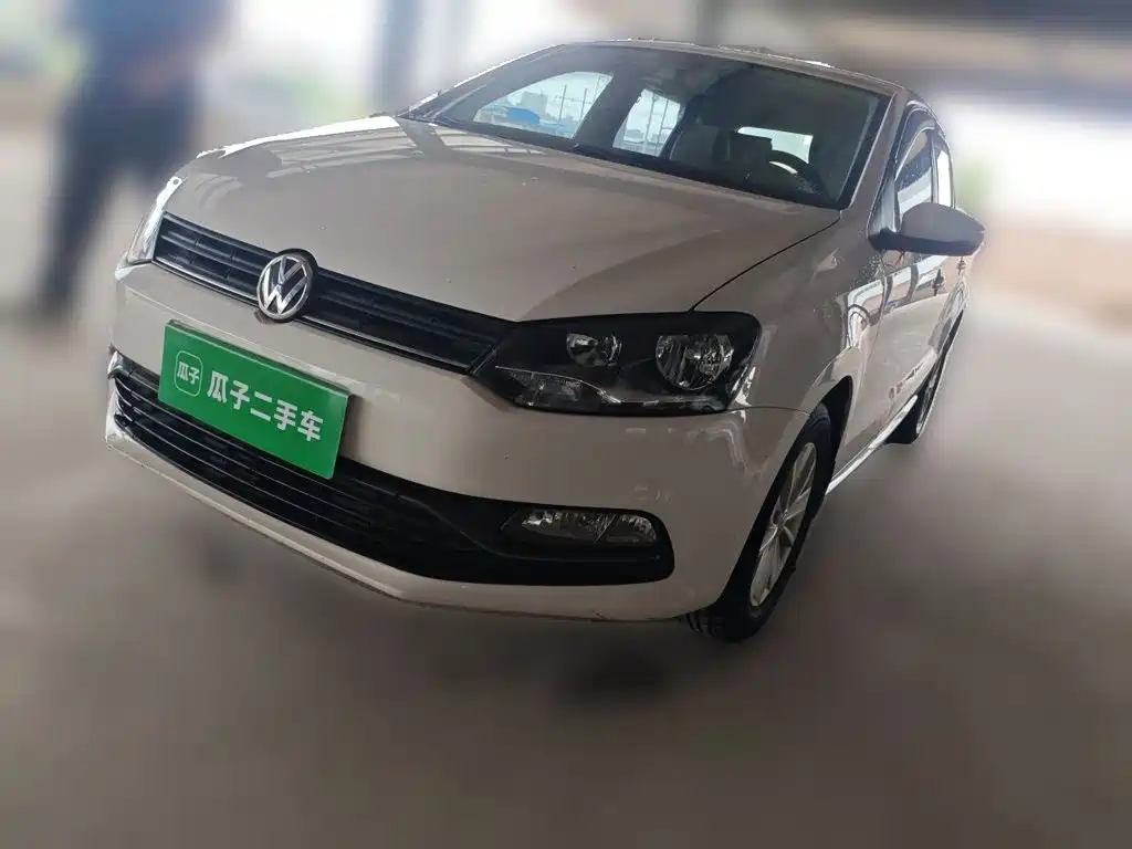 Volkswagen Polo 2016 — фото 1