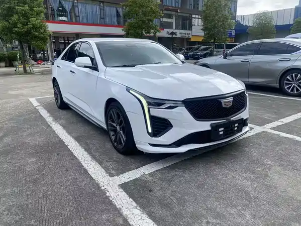 Cadillac CT4 2021