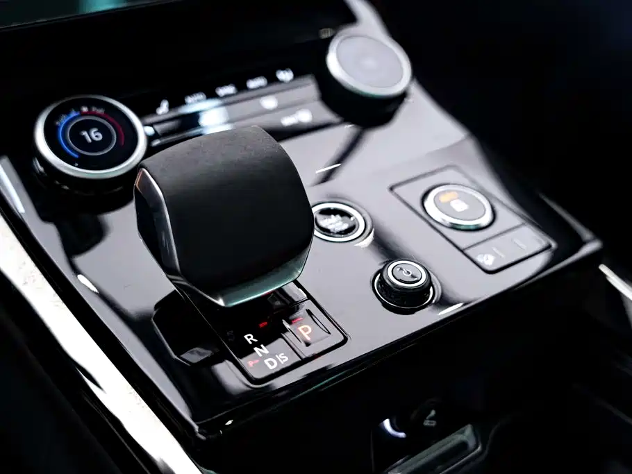 Land Rover Range Rover Sport 2024 — фото 22