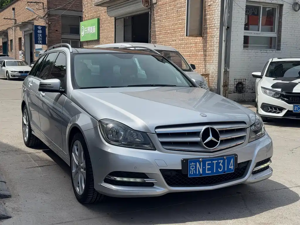 Mercedes-Benz C-Class 2014 — фото 3